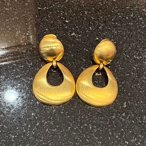 The limited vintage Gold Drop Statement CLIP Earrings - 2 inch Women Jewelry